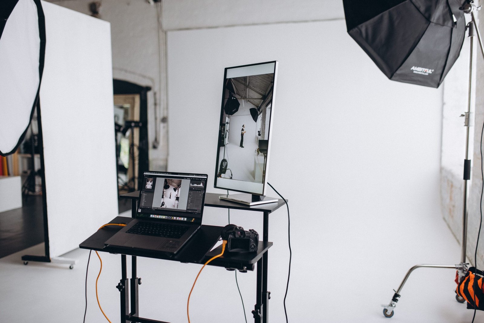 Tethered photography workstation at Lite Studio
