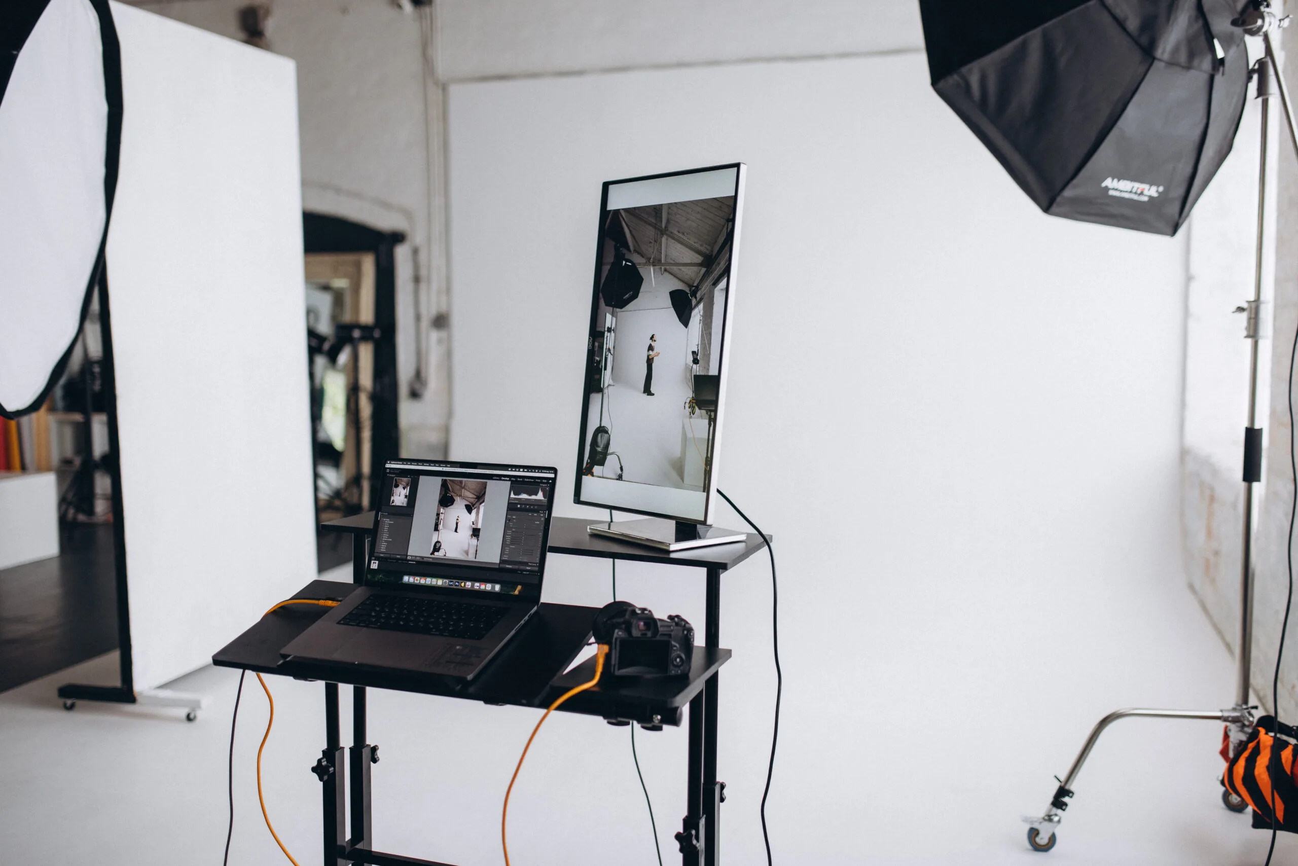 Tethered photography workstation at Lite Studio